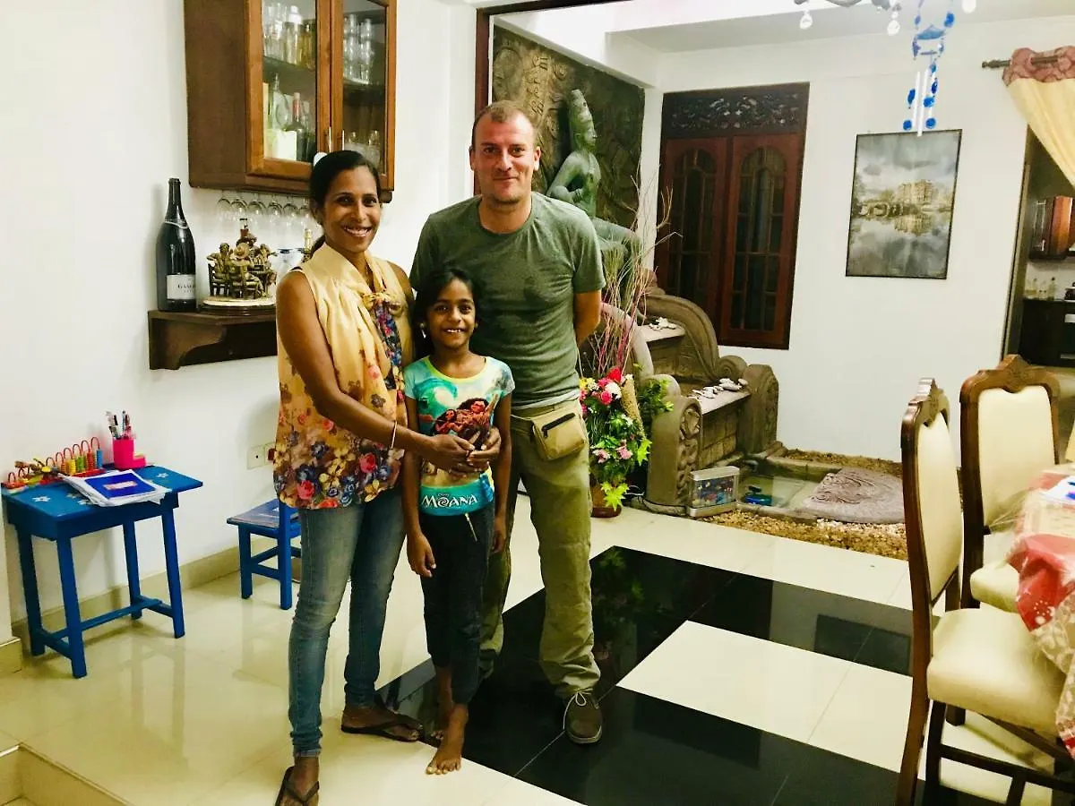 Elsy Villa Negombo 3*,
